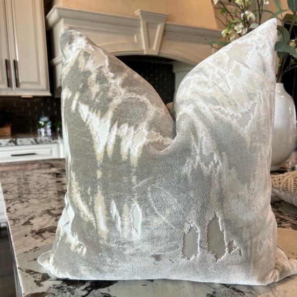 Kodiak III Cream Sand Gray Taupe Abstract Velvet Pillow-22” with 24” Insert Incl - Picture 3 of 7